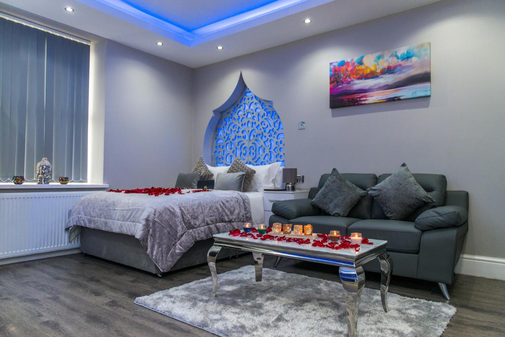 Aphrodite Suites Huddersfield Bilik gambar